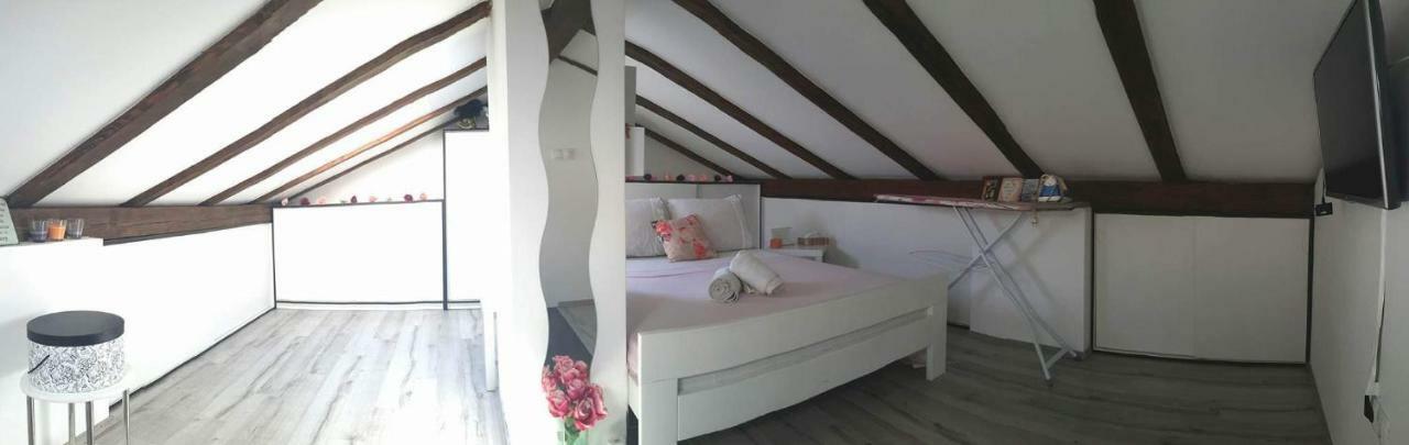 Chic Loft Appartment Krk Town Exteriér fotografie
